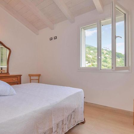 La Casa Gialla Framura Eksteriør bilde